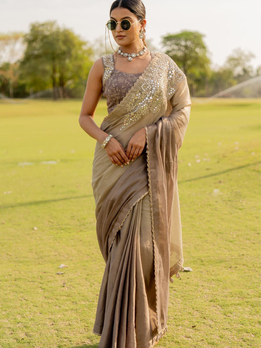 Nikita Vishakha Embellished Mirror Work Tissue Saree