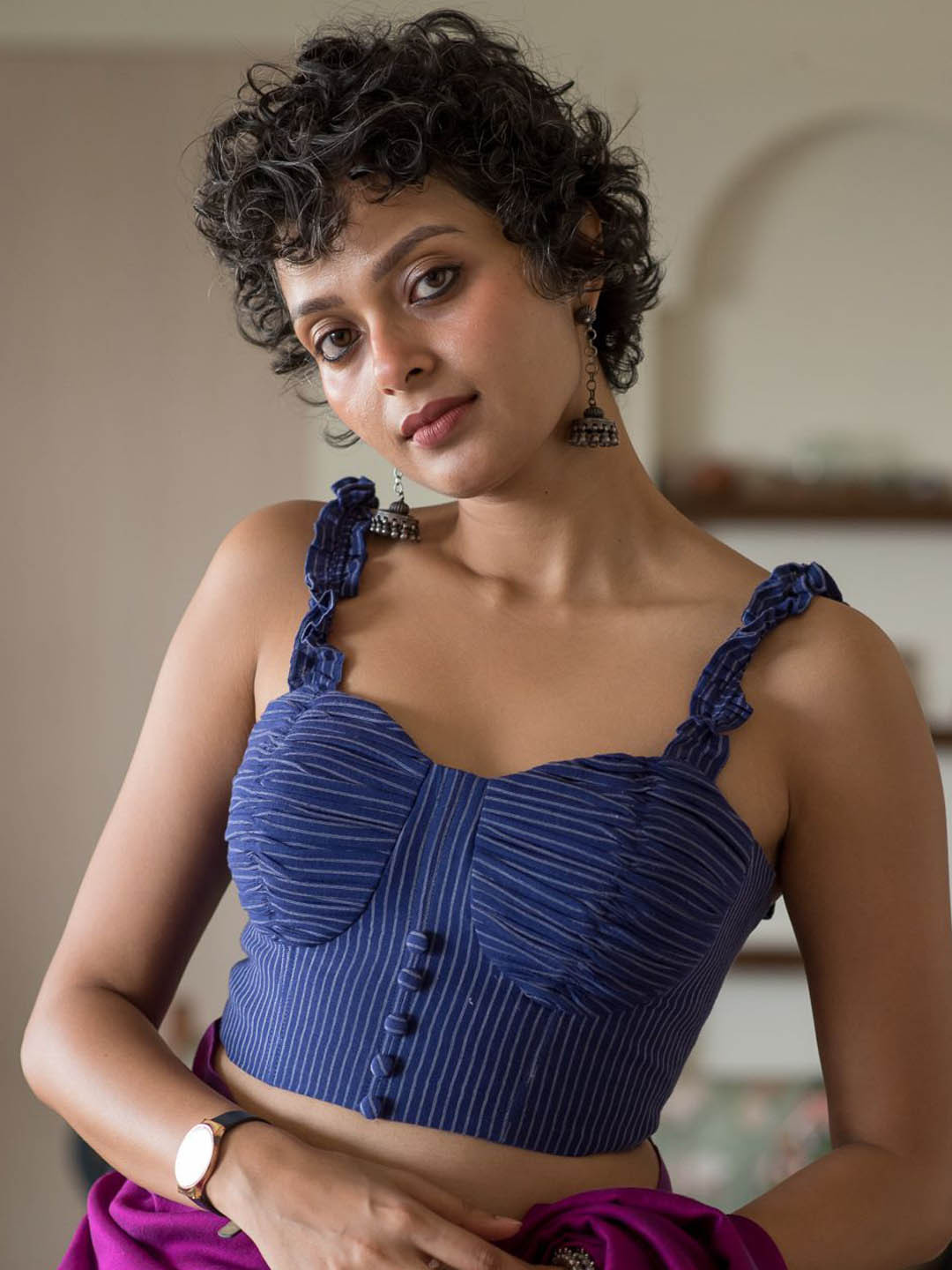 Suta Sweetheart Neck Woven Design Sleeveless Saree Blouse