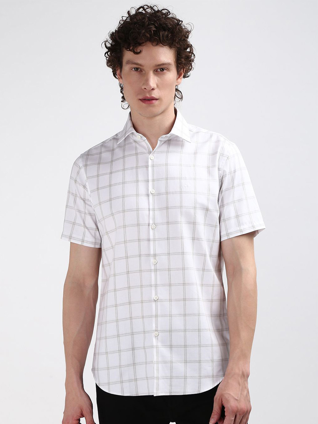 Calvin Klein Men Greed Tattersall Checks Spread Collar Slim Fit Casual Shirt