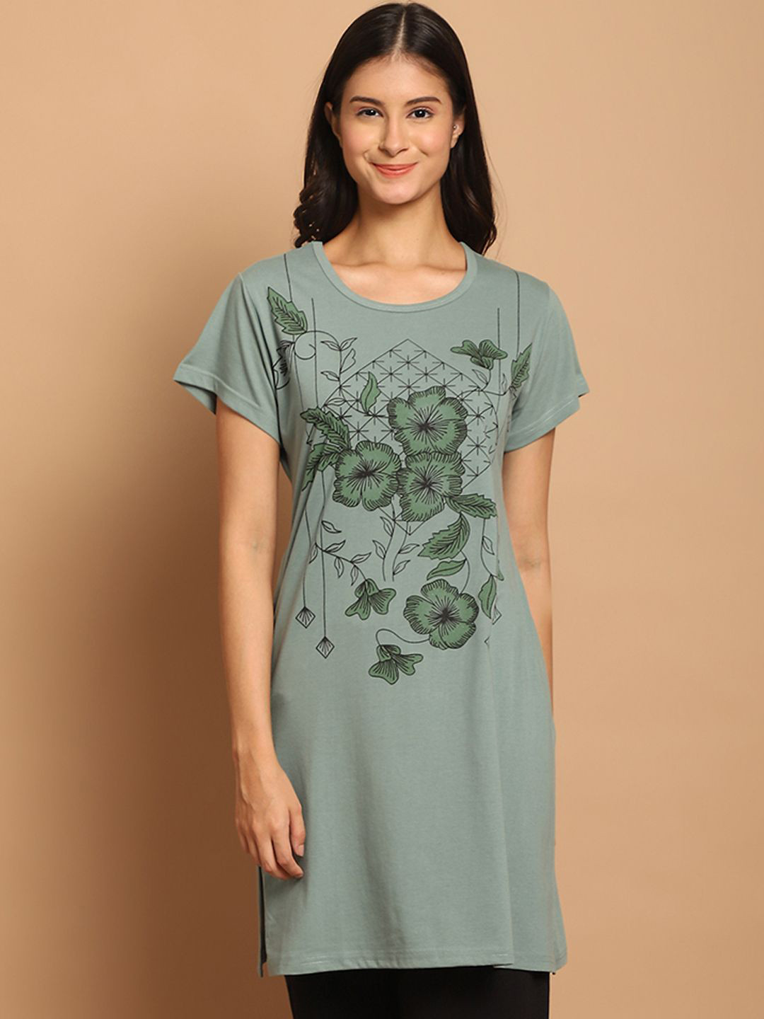 VANYA Women Floral Printed Round Neck Cotton Longline T-shirt