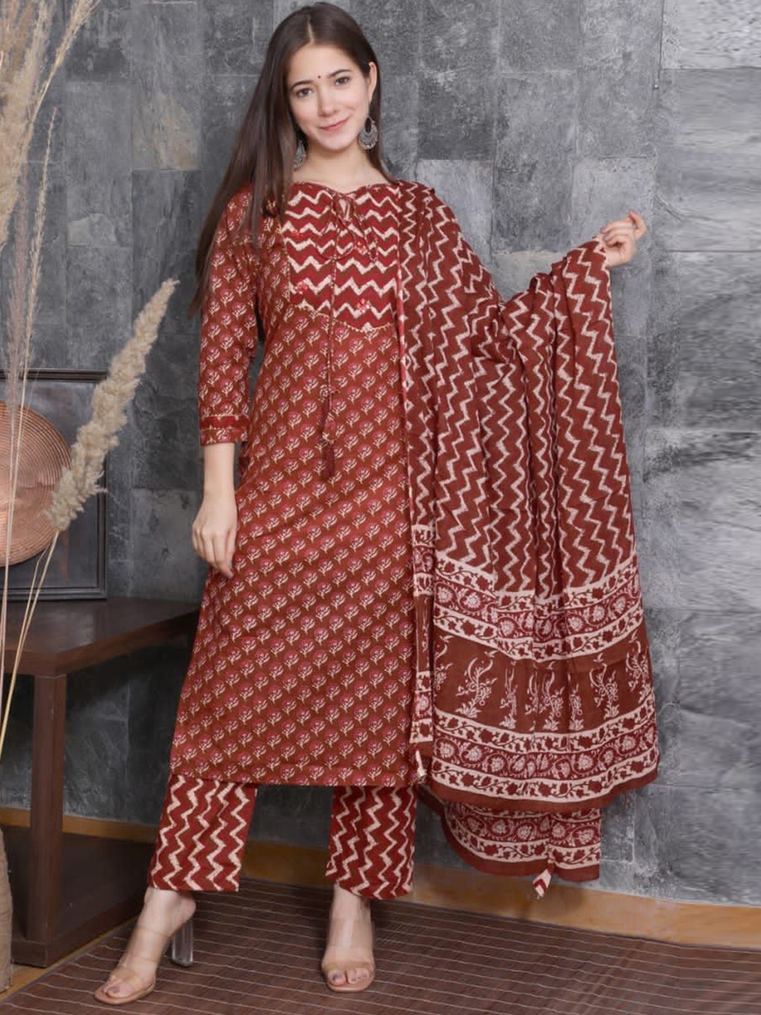 POSHART FASHION AS UNIQUE AS YOU ARE  Printed Pure Cotton Kurta With Trousers & Dupatta