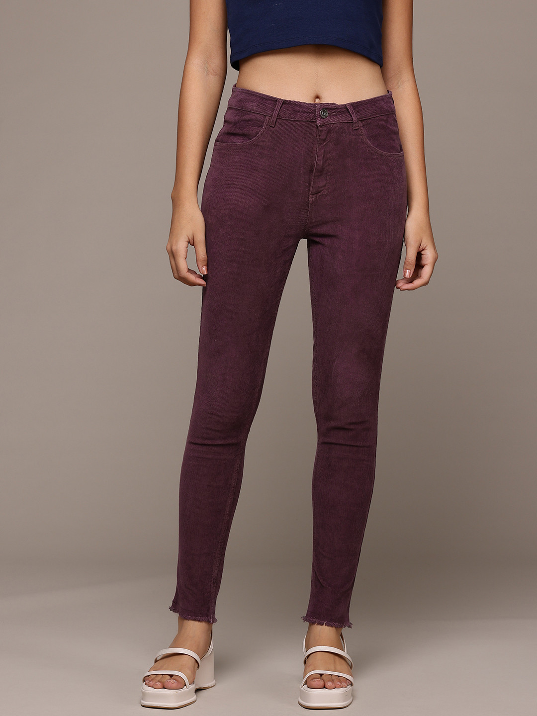 Roadster Slim Fit Chinos