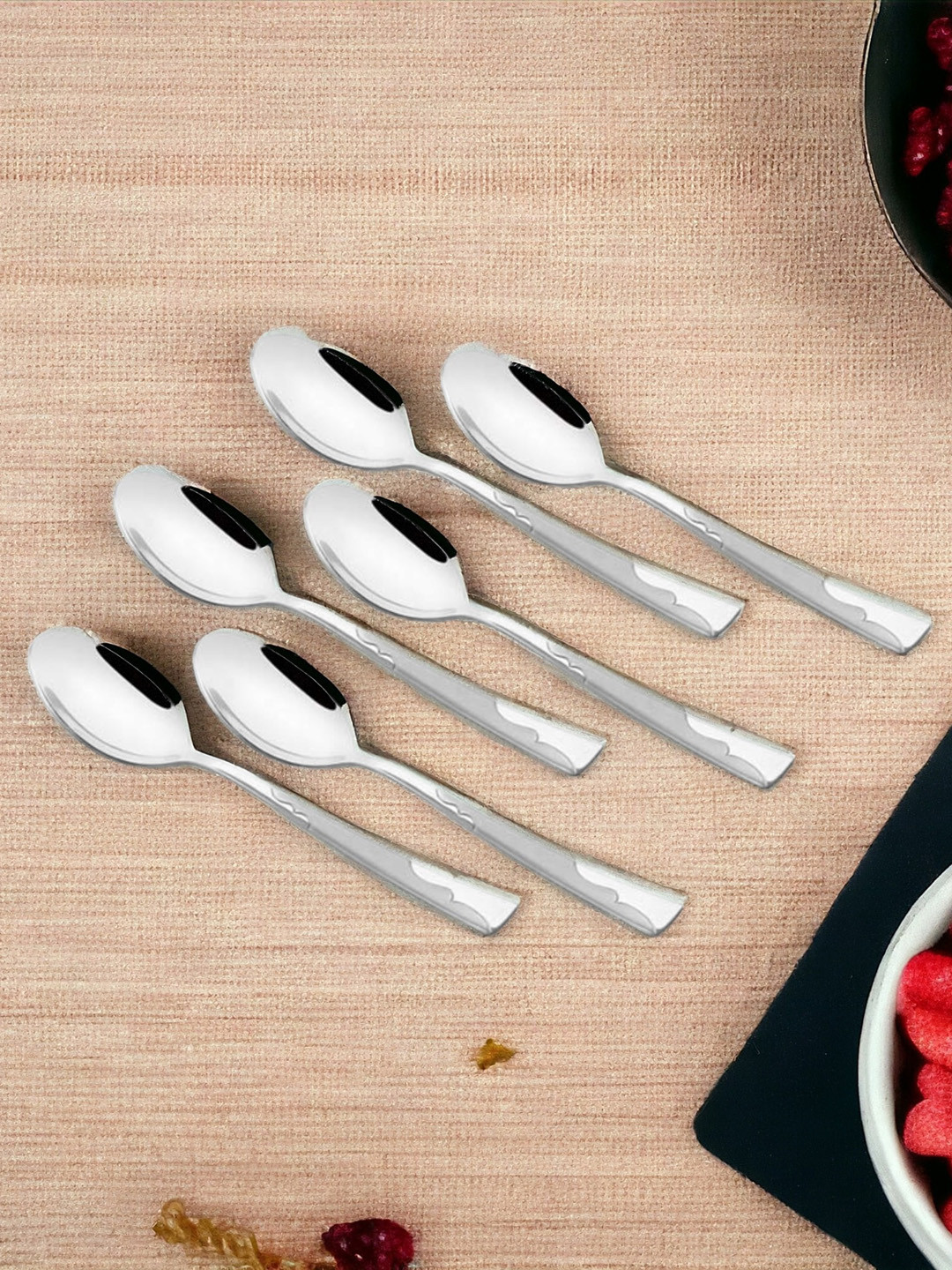 FNS Silver Toned 6 Pieces Stainless Steel Dessert Spoon Set