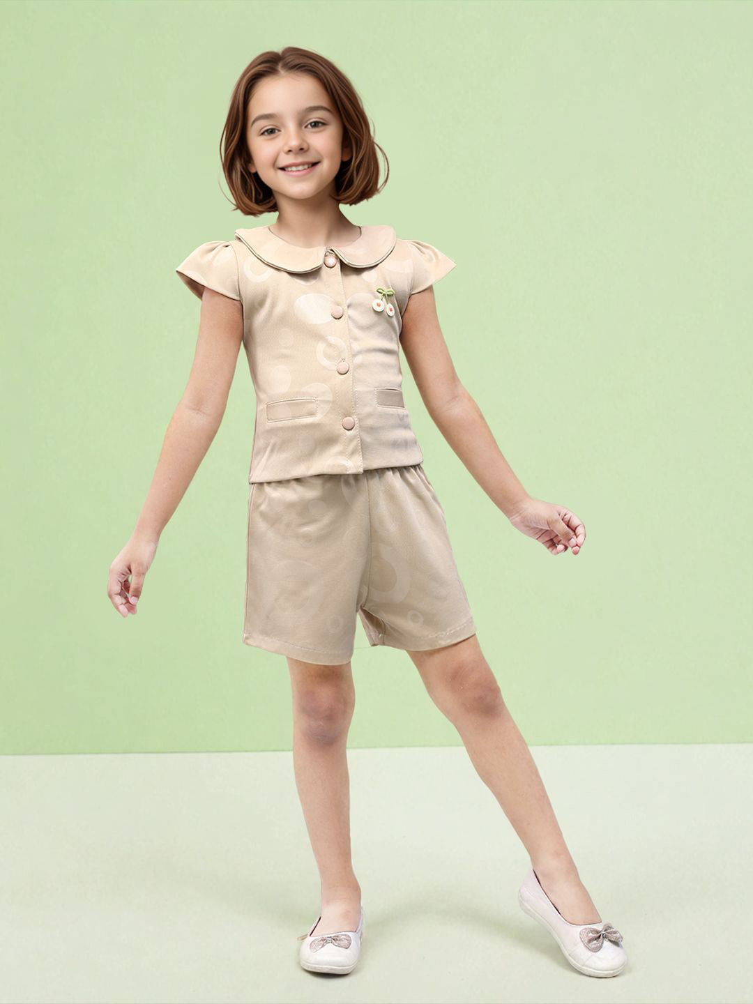 Toonyport Girls Self Design Peter pan Collar Shirt with Shorts
