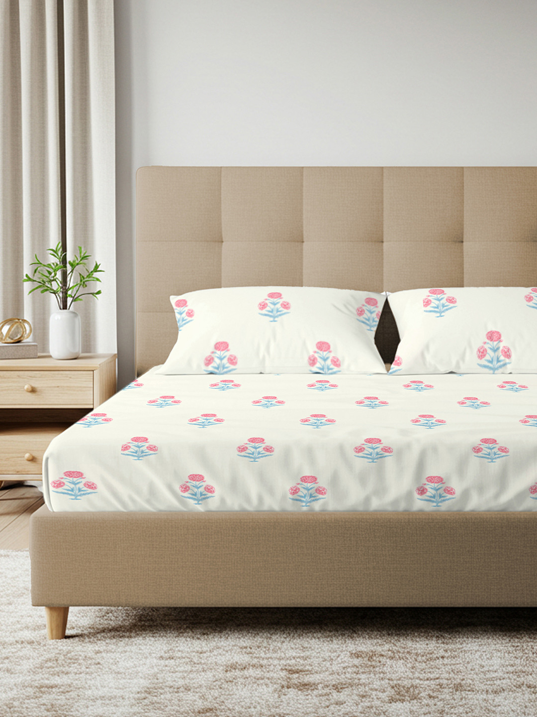 URBAN SPACE Sunflower White Floral Cotton 200 TC King Fine Bedsheet with 2 Pillow Covers-274.32 x 274.32 cm