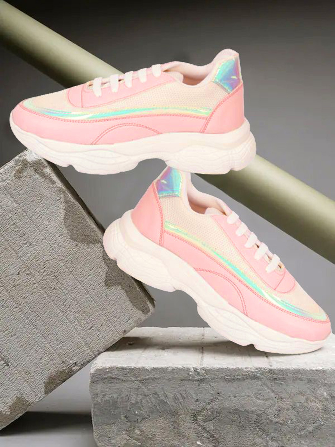 sneakers villa Women Colourblocked Round Toe Comfort Insole Canvas Sneakers