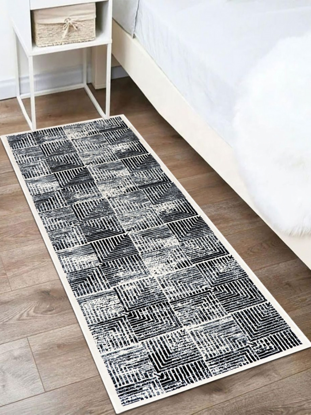 MODEFE Black & Cream Geometric Shaggy Anti-Skid Carpet