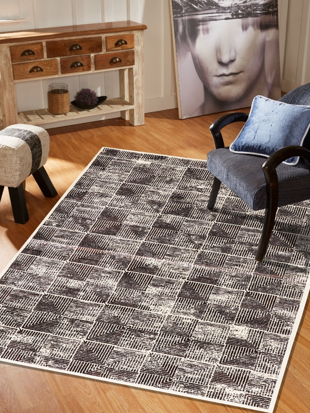 MODEFE Cream & Black Geometric Shaggy Anti-Skid Carpet