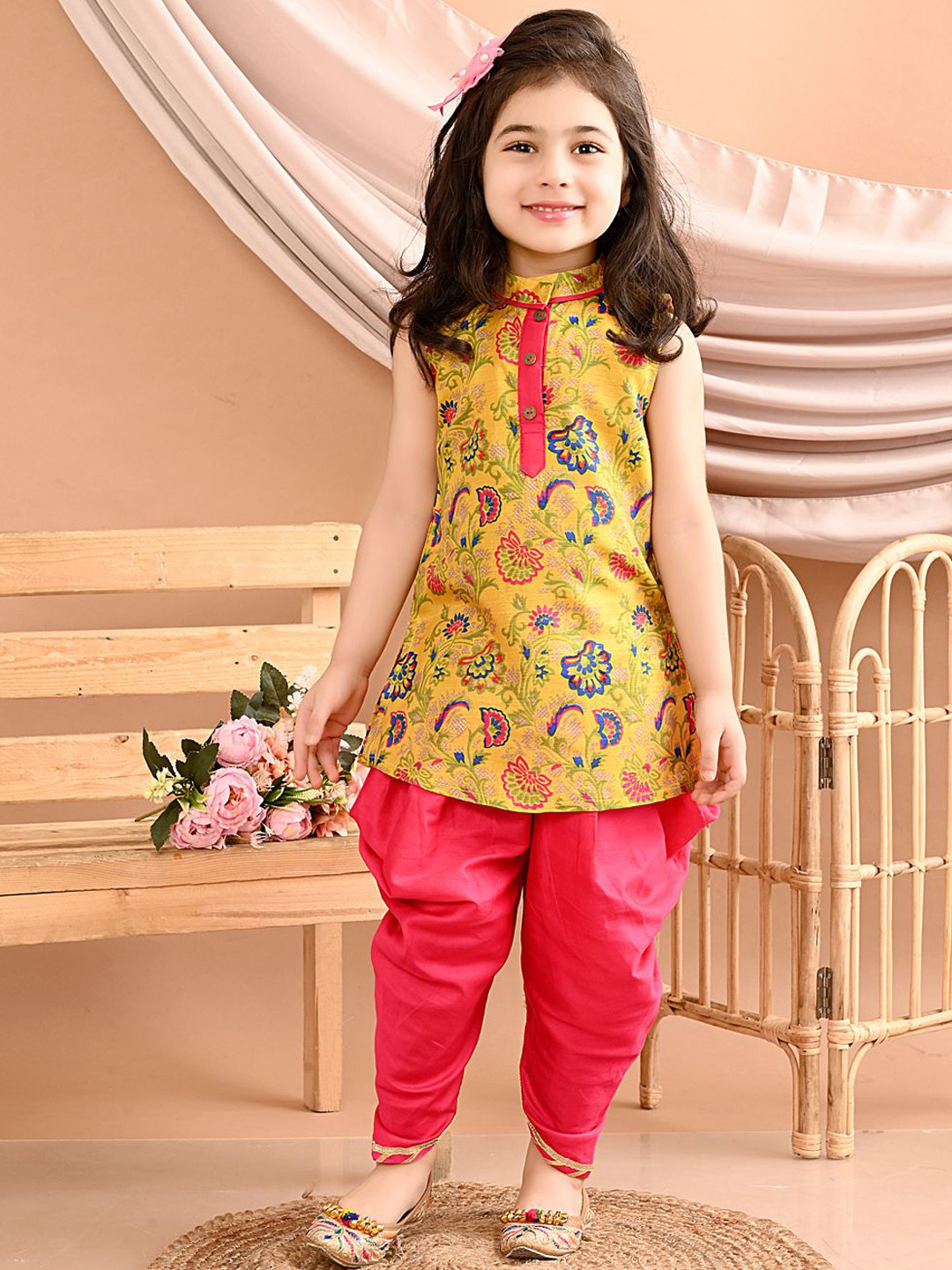 Sangria Girls Yellow Printed Mandarin Collar Pure Cotton Straight Kurti With Dhoti Set