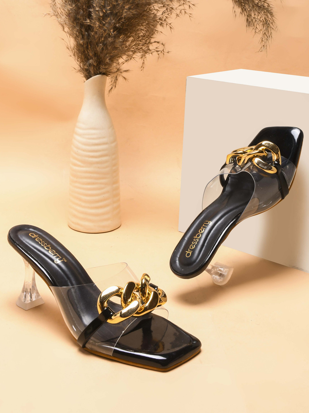 DressBerry Black Western Embellished Party Slim Pumps