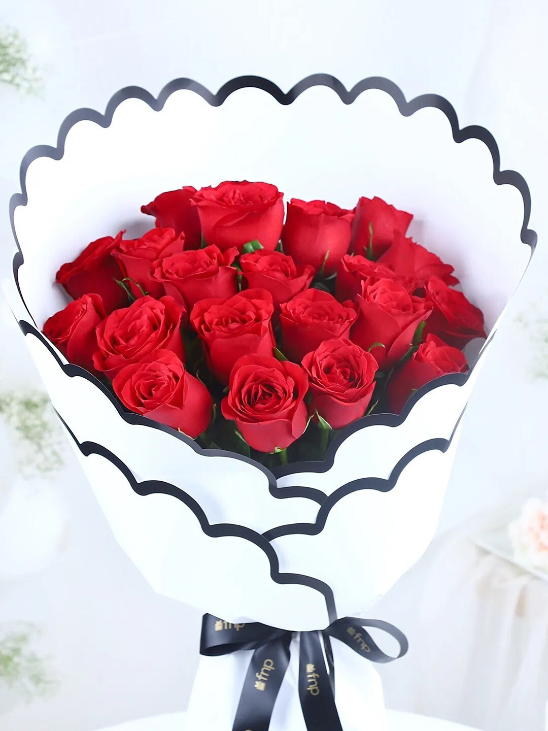 fnp Red 20Pieces Sweetheart Scarlet Rose Bouquet