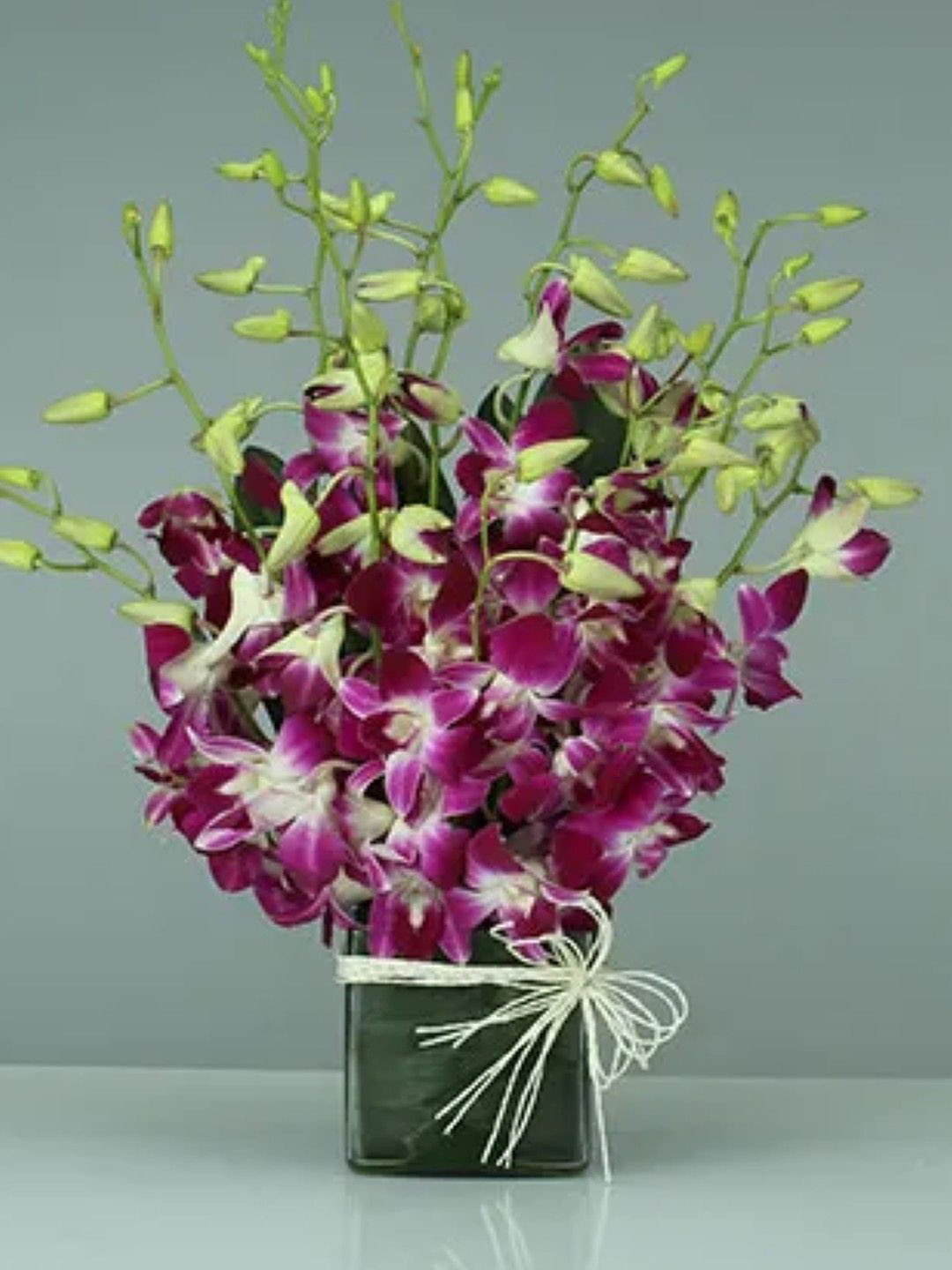 Fnp Purple & Green 15 Pieces Orchids Fresh Flower Vase Arrangement