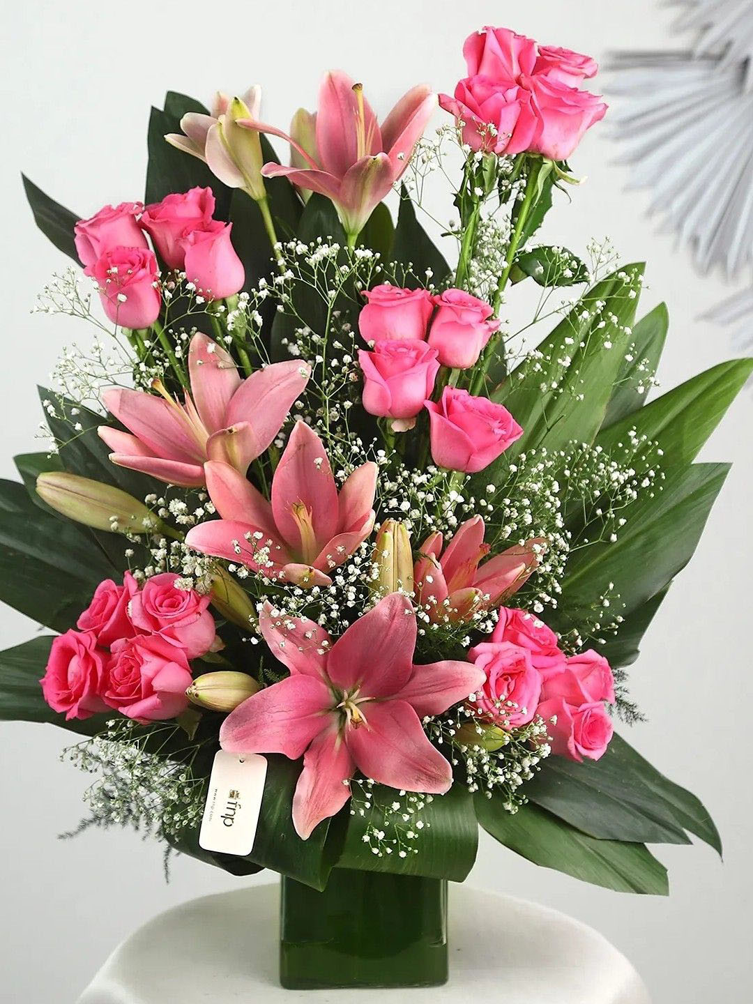 fnp Pink & Green 27 Pieces Roses & Lily Fresh Flowers Bouquet