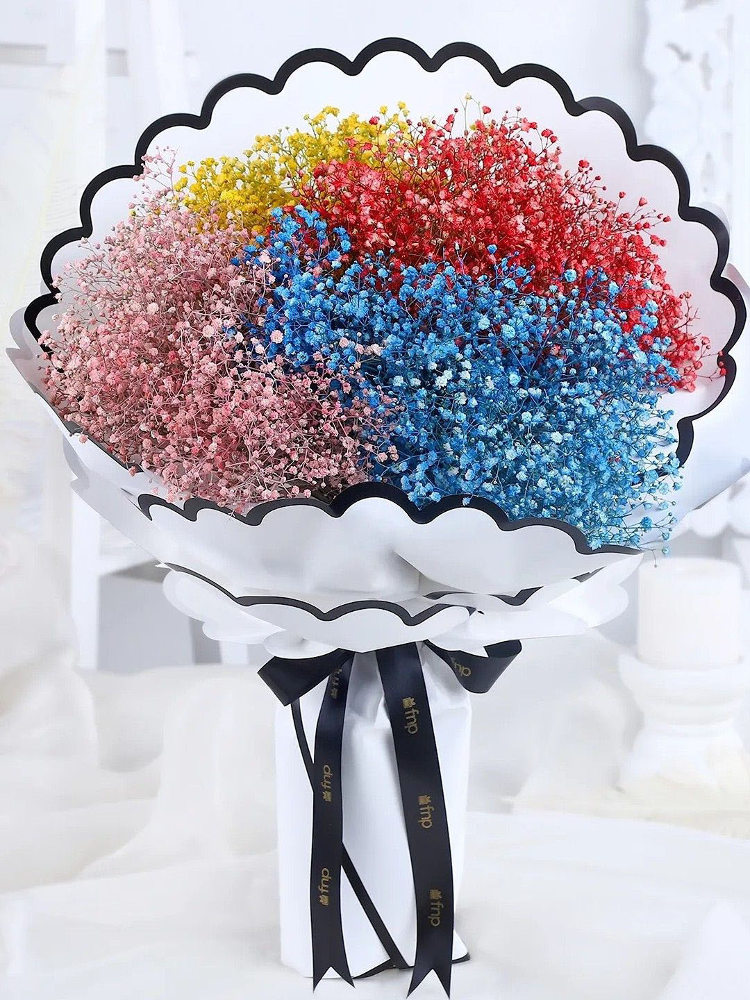 fnp Red Womens Day Gypsophila Blossoms