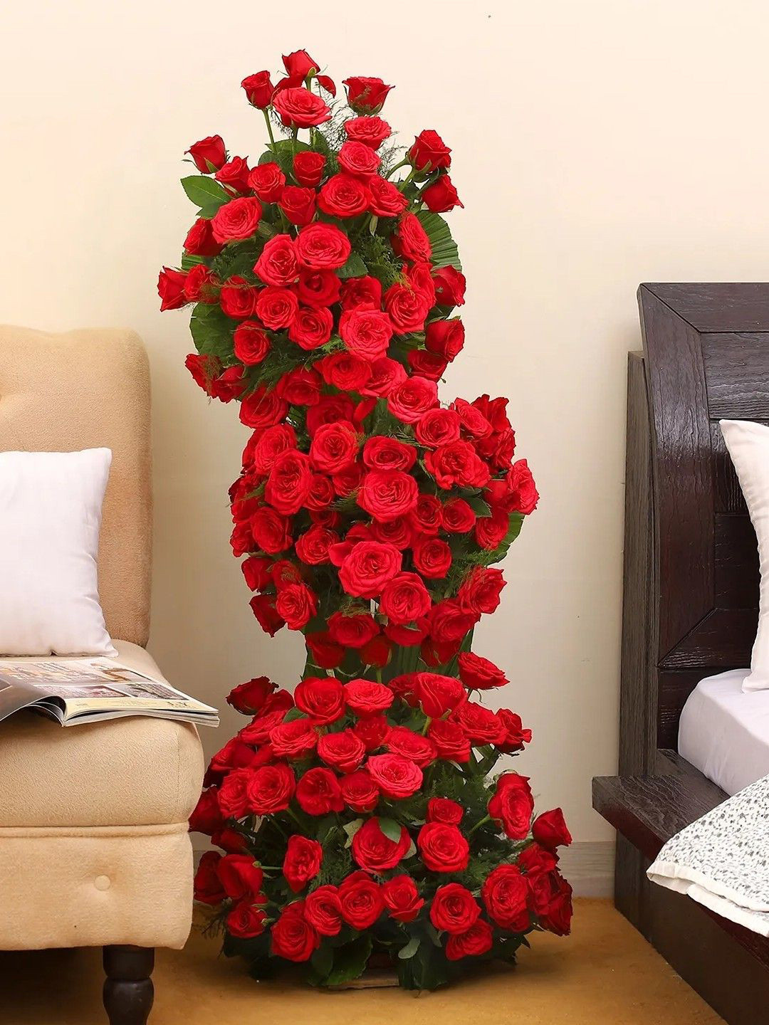 Fnp Red 100 Pieces Premium Roses Fresh Flowers