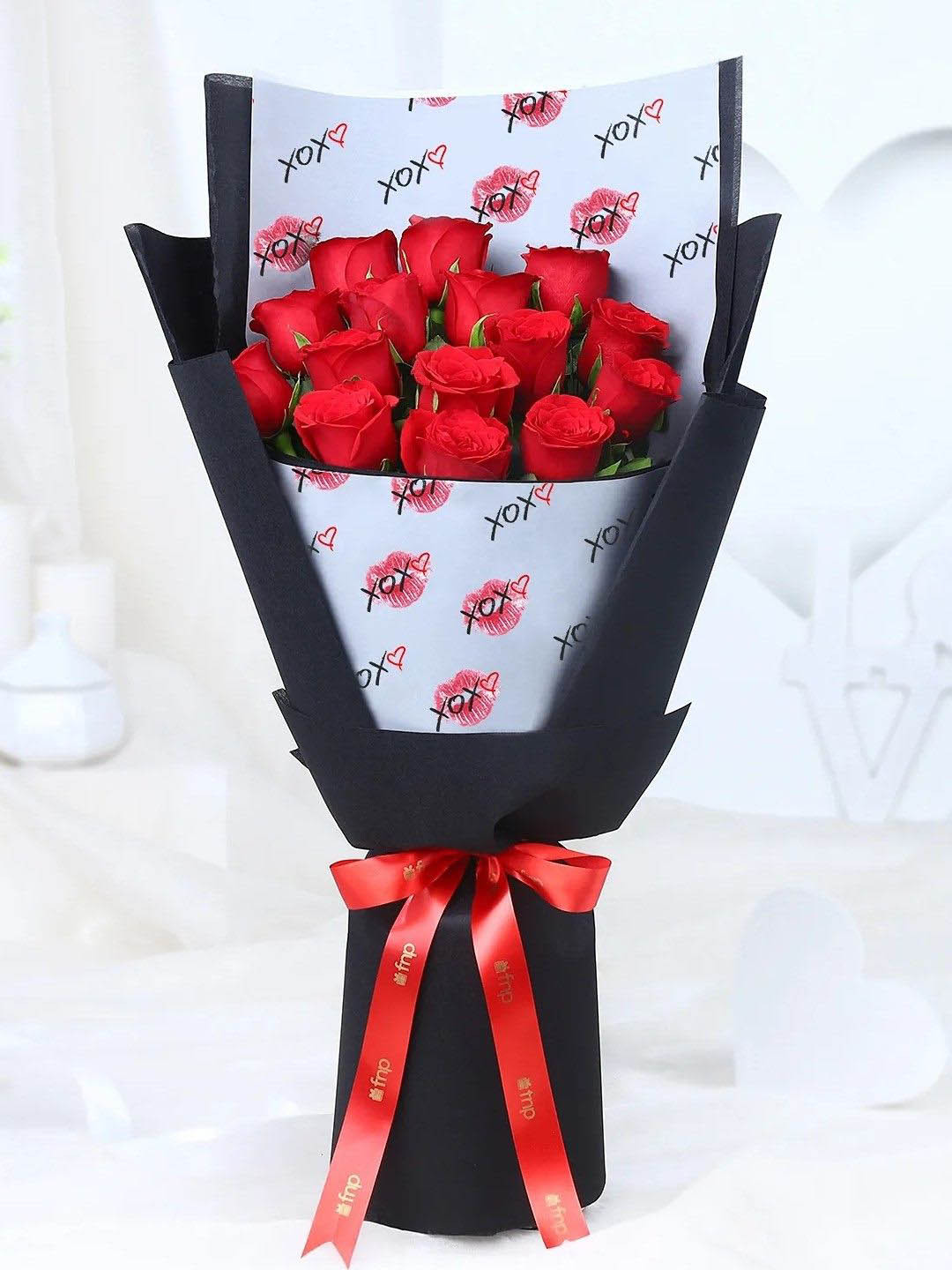 fnp Red 15 Pieces Roses Flower Bouquet