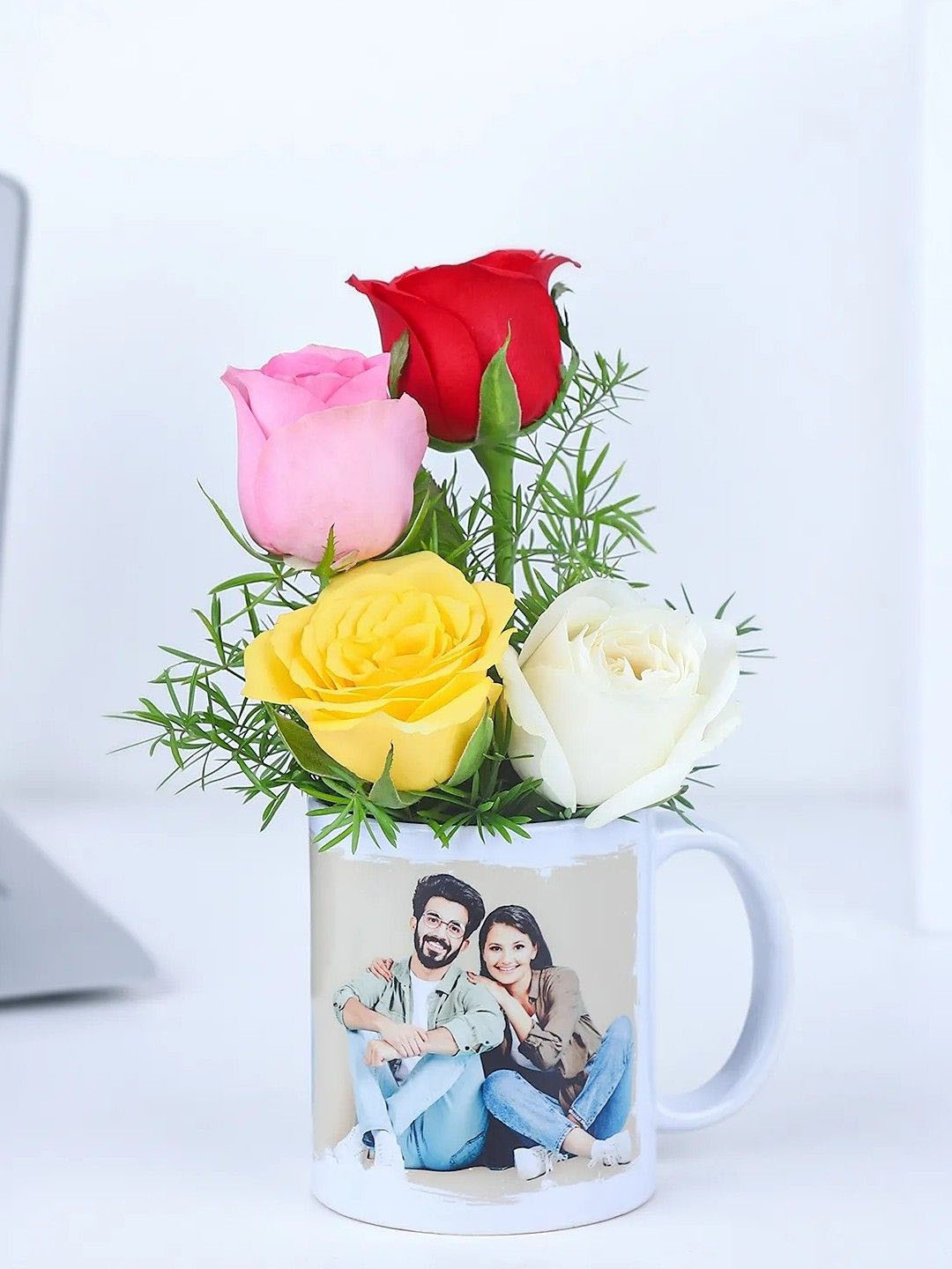 fnp Red & Pink 4 Pieces Roses Fresh Flowers Mug