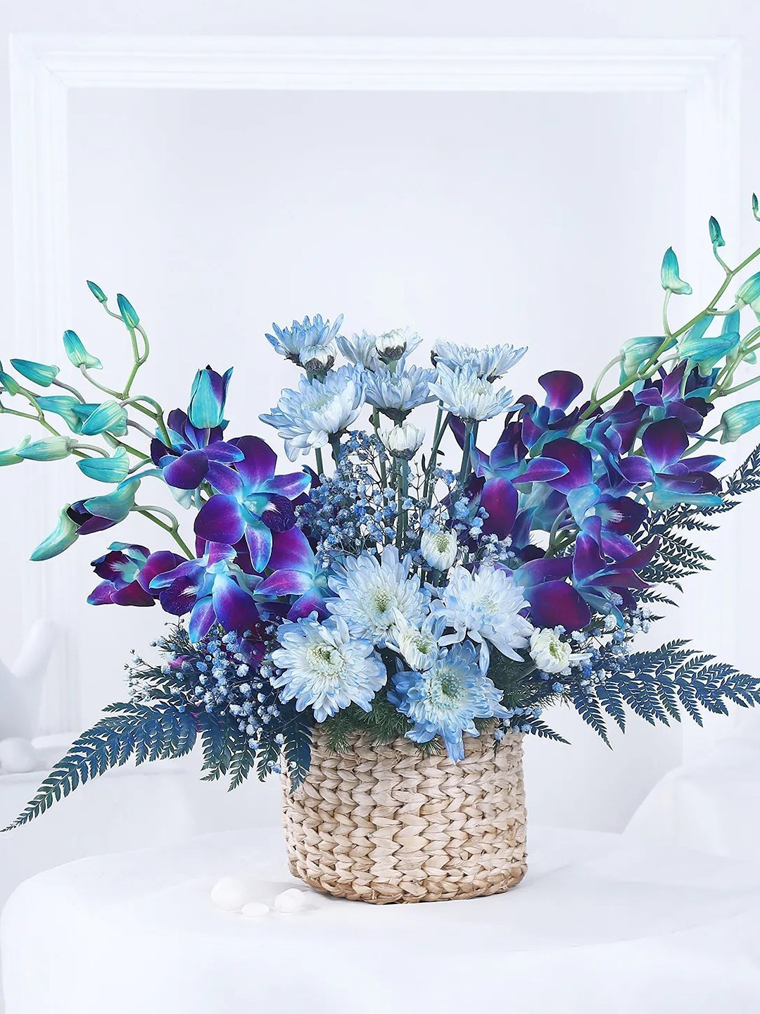 fnp Blue 27 Pieces Mixed Flower Bouquet