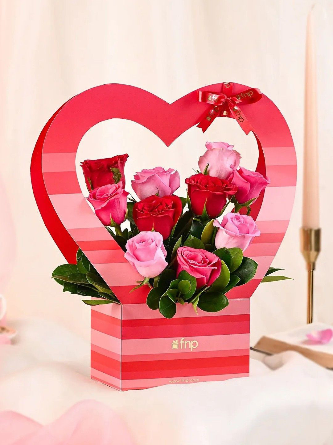 fnp Red & Pink 10 Pieces Rosy Heart Arrangement