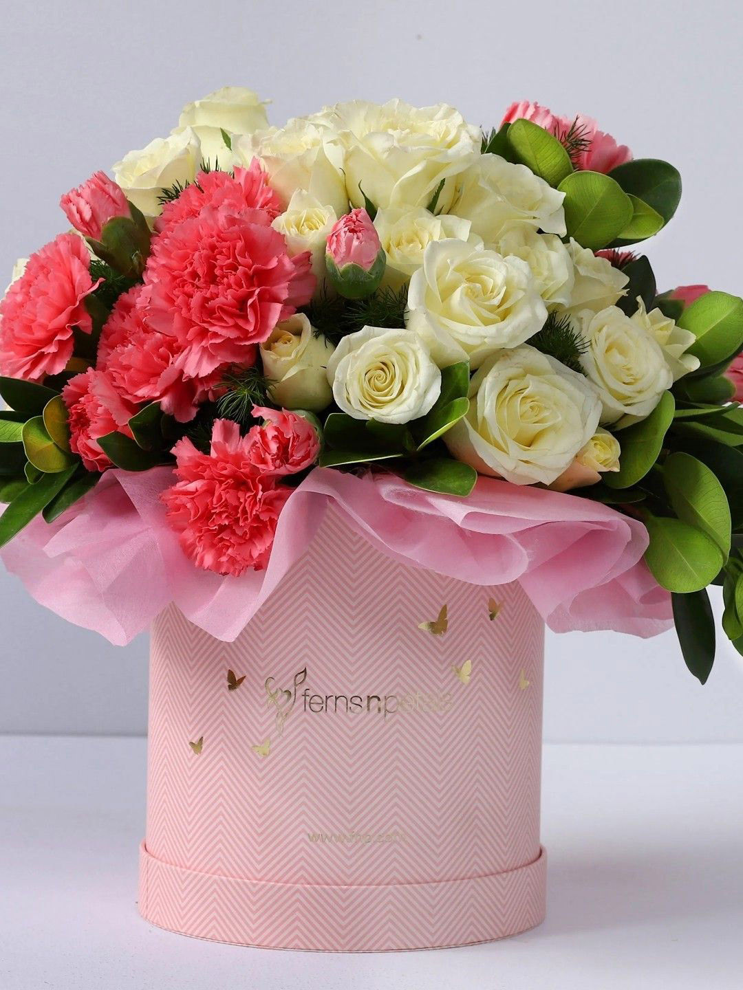 fnp White & Pink 55 Pieces Roses & Carnations Floral Love Box