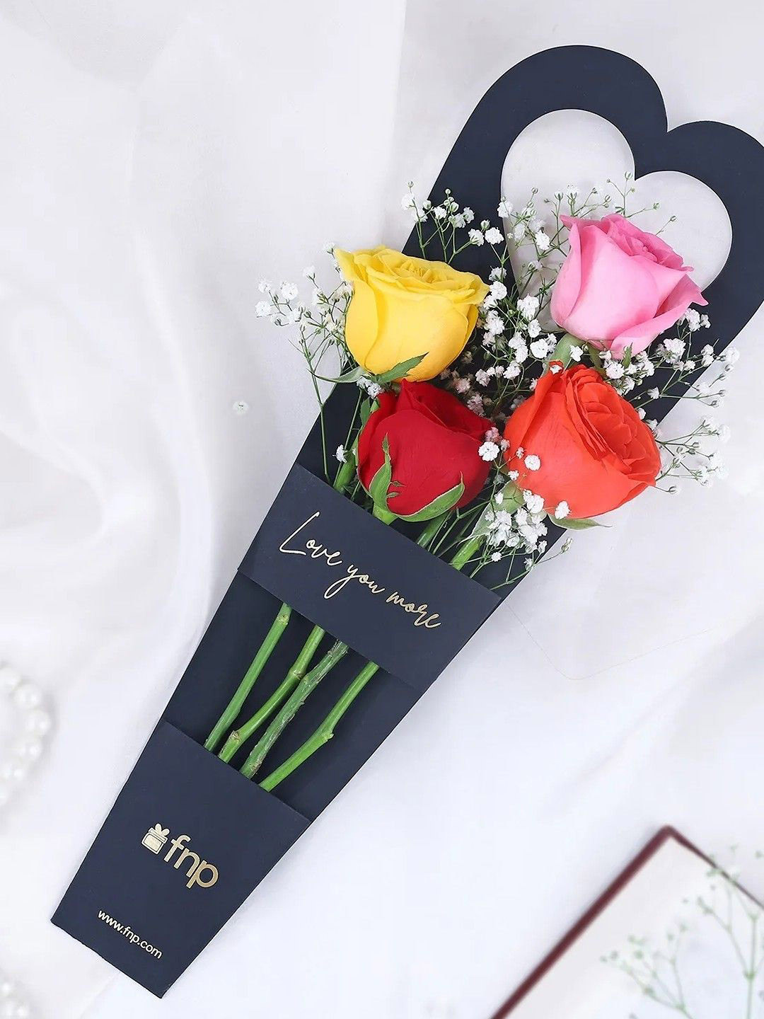 fnp Pink & Red 4 Pieces Roses Fresh Flowers Bouquet