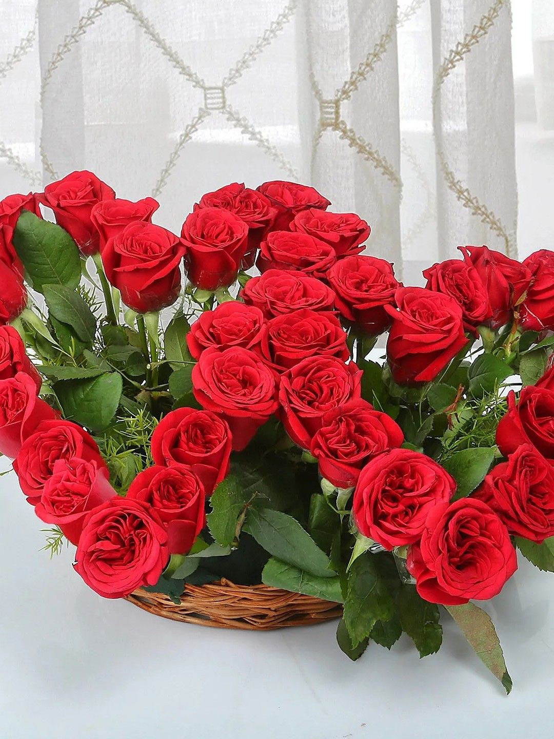 fnp Red 37 Pieces Roses Fresh Flowers Basket