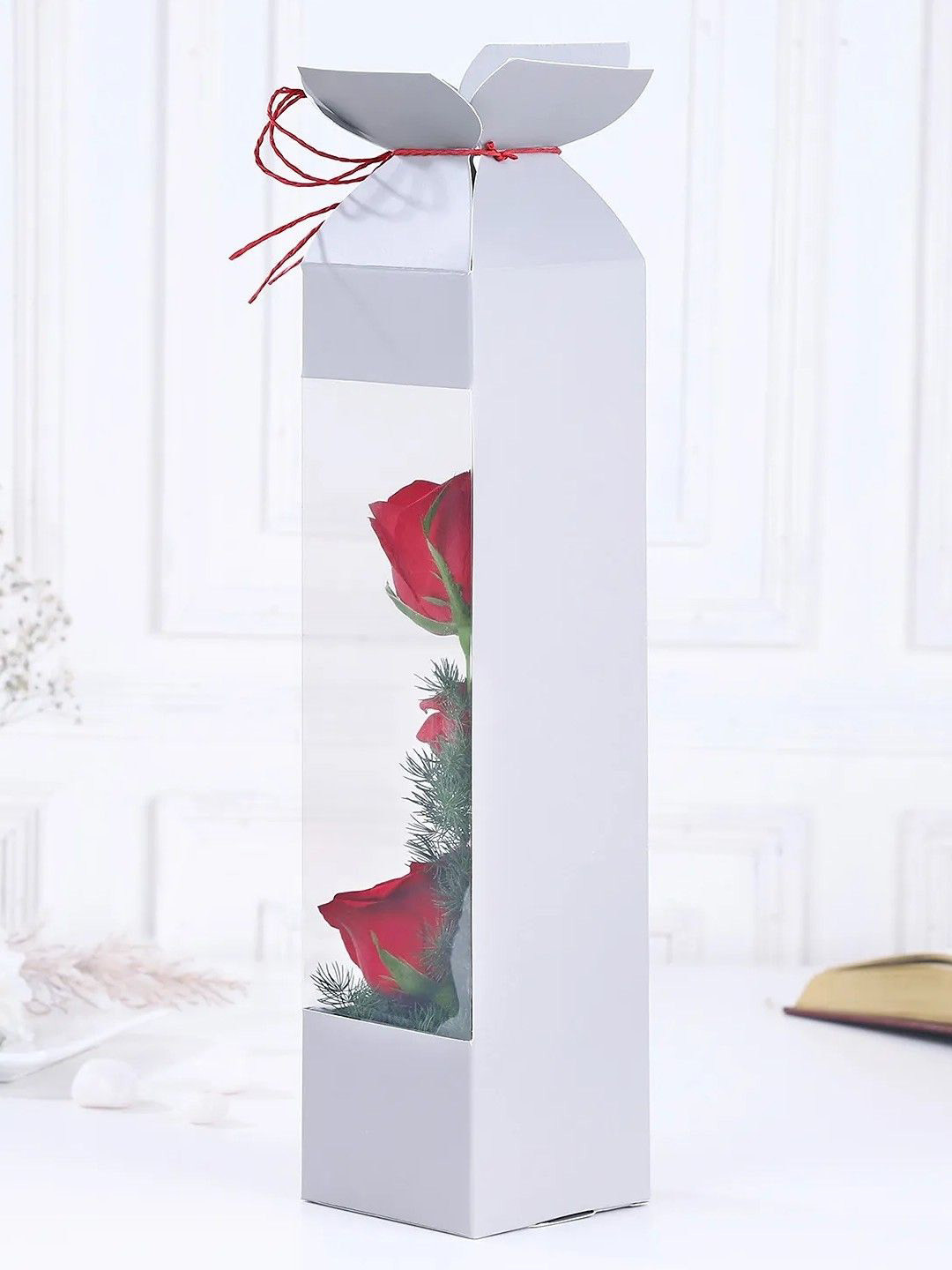 fnp 3 pieces Red Roses Fresh Flowers Box