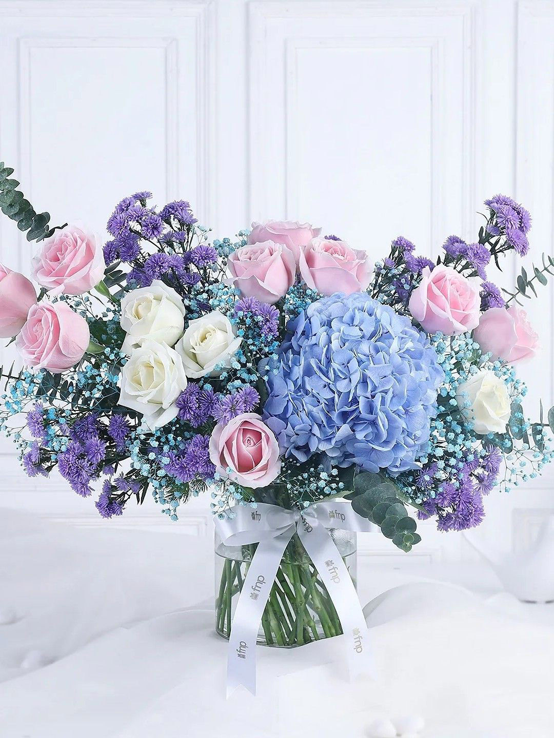 fnp Purple & Blue 17 Pieces Roses Fresh Flowers Bouquet