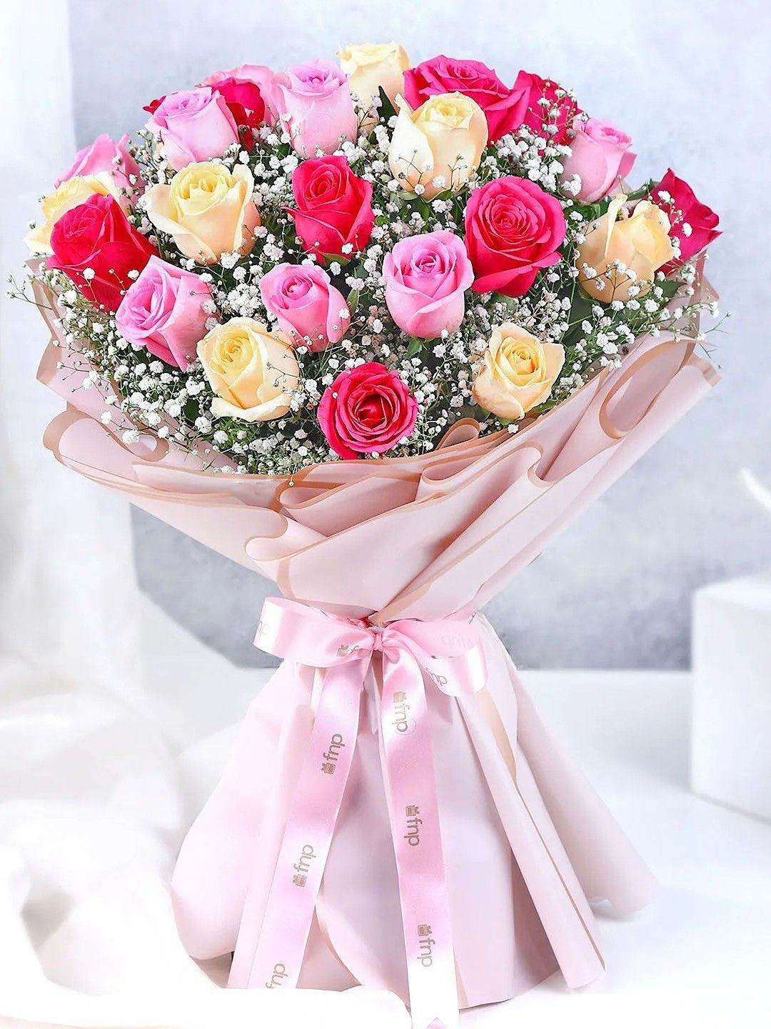 fnp Pink & Peach 25 Pieces Roses Fresh Flowers Bouquet