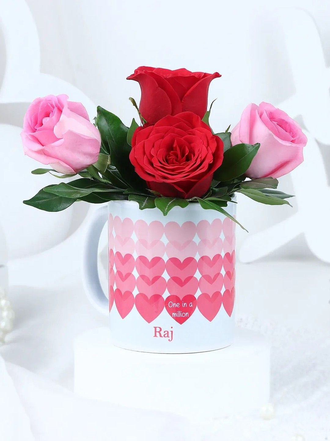 fnp Pink & Red 4 Pieces Roses Fresh Flowers Mug