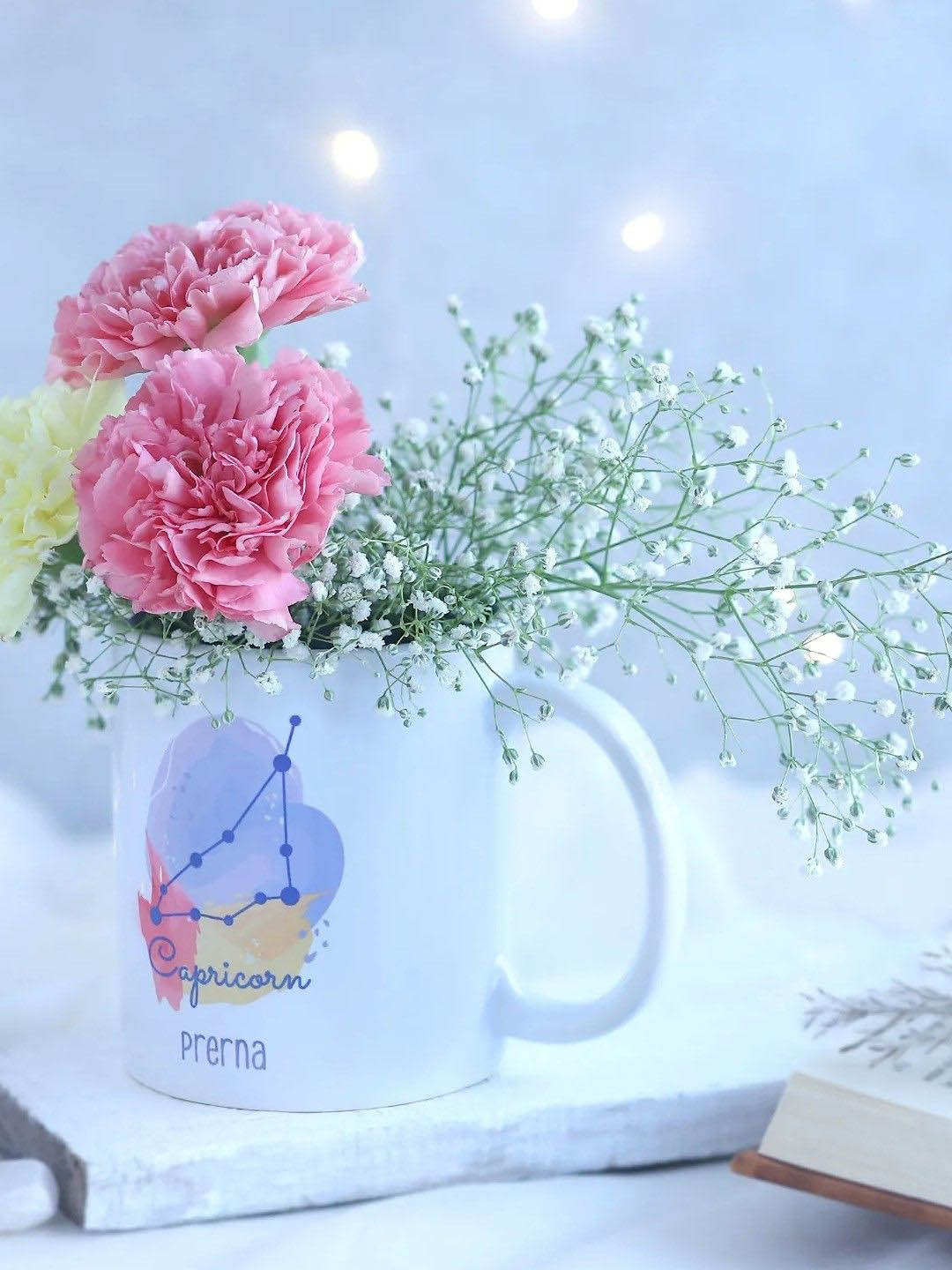 fnp Pink & Off White 3Pieces Carnation Fresh Flowers Vase