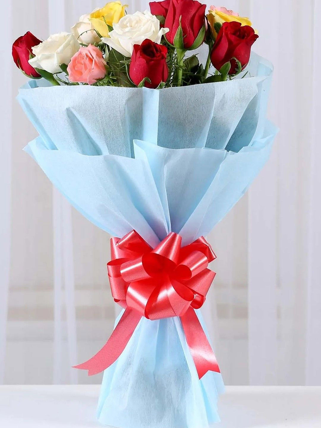 fnp Red & White 12Pcs Roses Fresh Flowers Bouquet