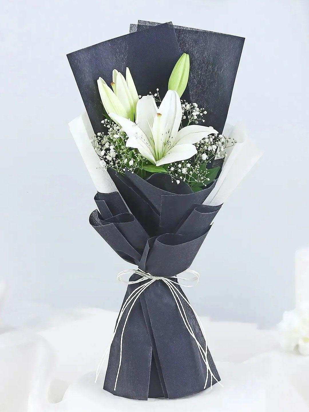 fnp White 3Pieces Lily Fresh Flower Bouquet