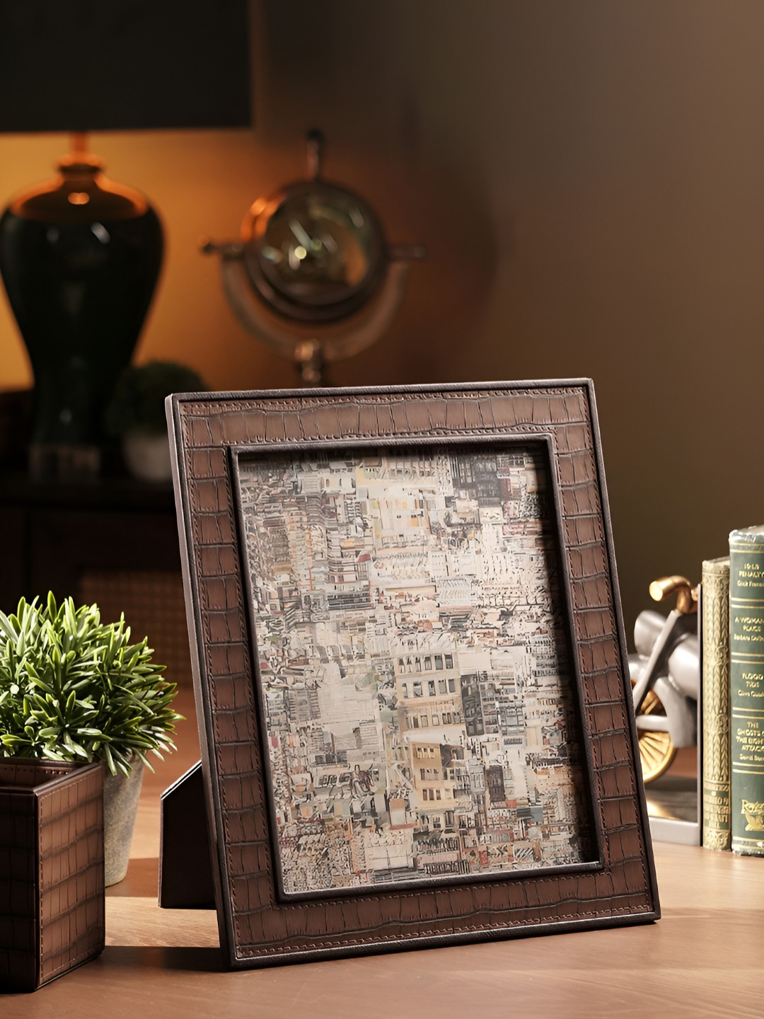 Pure Home and Living Brown & White Glass Table Photo Frames