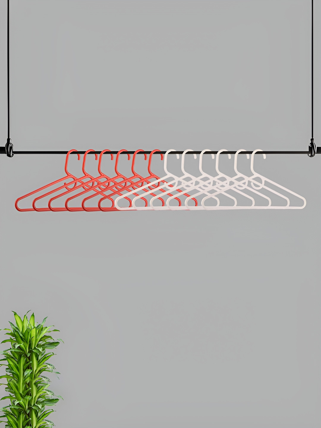 Kuber Industries Red & White 12Pieces American Style Multi Purpose Hangers