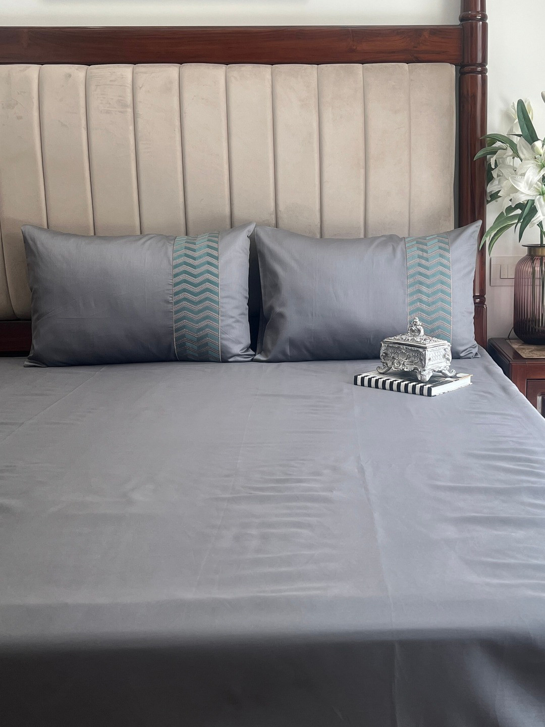 Sadyaska Syona Grey Cotton 1000 TC King Superfine Bedsheet with 2 Pillow Covers-108 x 108 inches