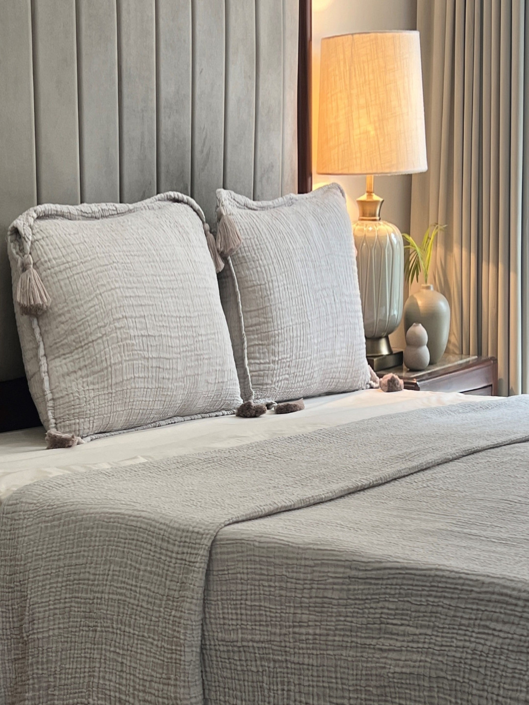 Sadyaska Grey Textured 180-249 TC Double King Bed Cover With 2 Pillow Covers