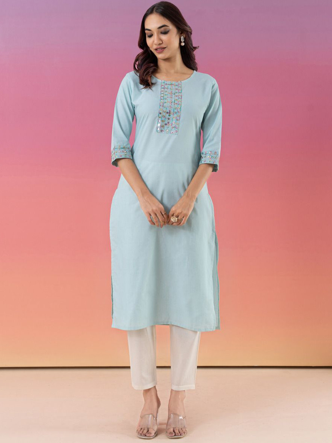 WEAVLLITE Ethnic Motifs Yoke Design Thread Work Straight Kurta