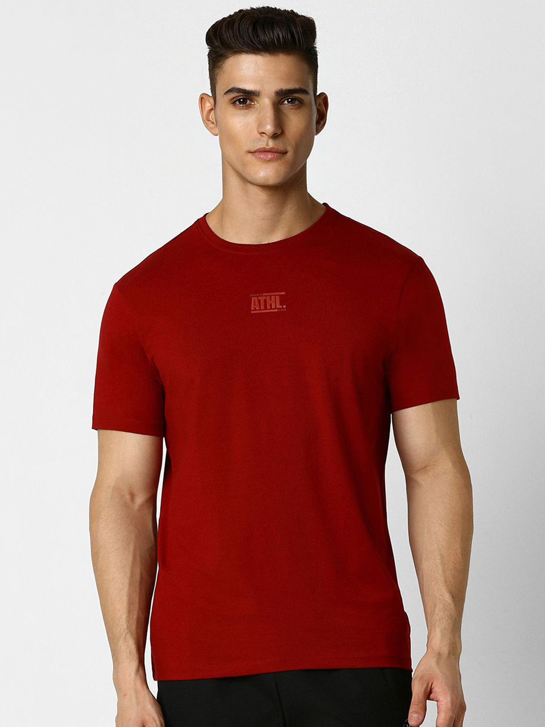 Van Heusen Flex Men Solid Cherry Red Round Neck Slim Fit T-shirt