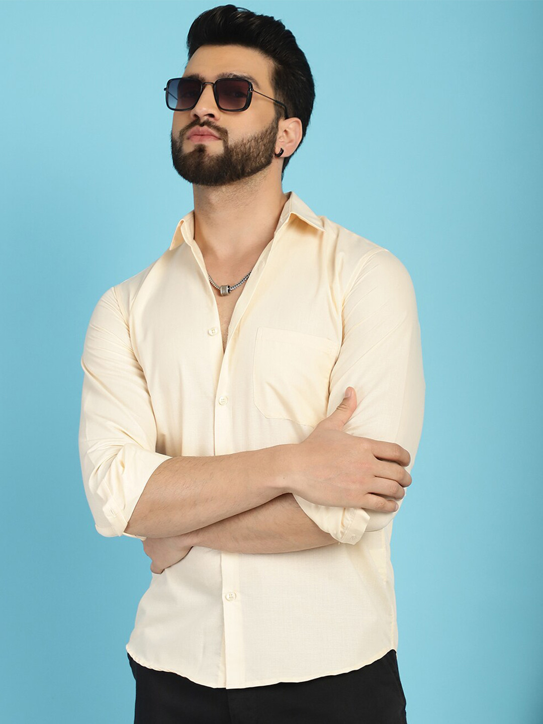 Indian Needle Men Solid Spread Collar Classic Casual Shirt