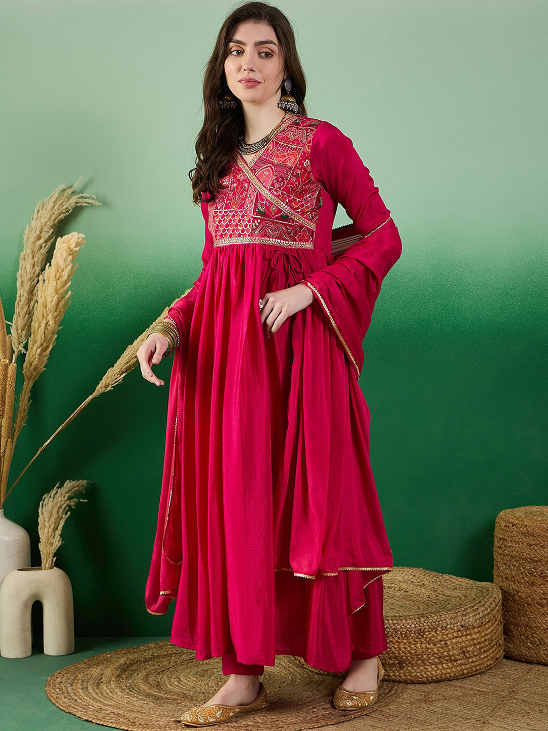 SERONA FABRICS Floral Embroidered Regular Sequinned Anarkali Kurta Set