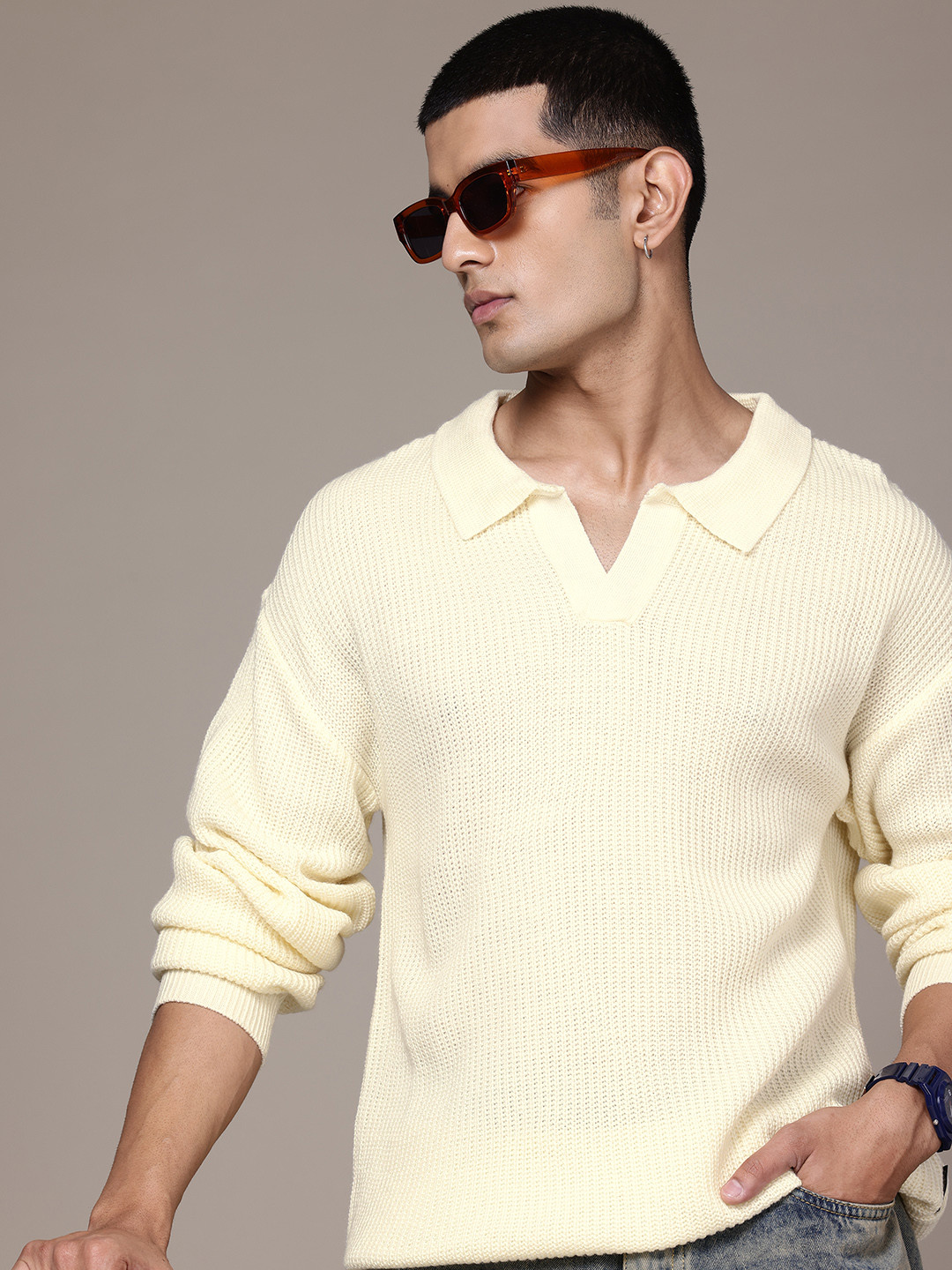 The Roadster Lifestyle Co. Round- Notch  Acrylic Pullover