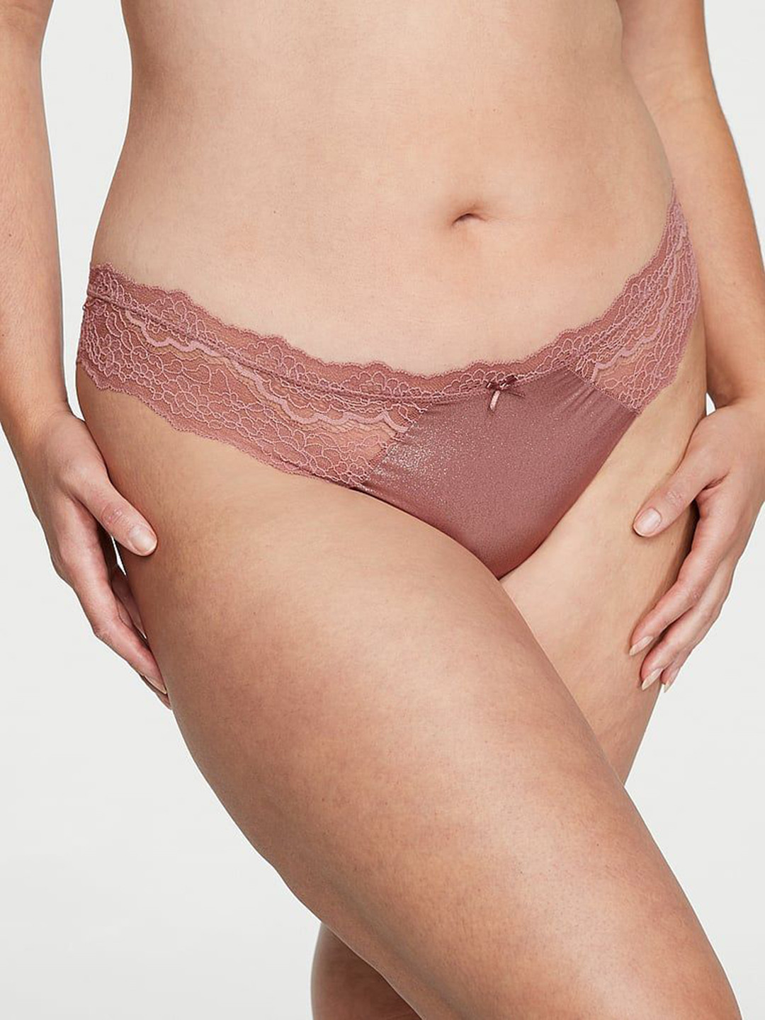 Victoria's Secret Dream Angels Lace-Trim Smooth Shimmer Thong Panty