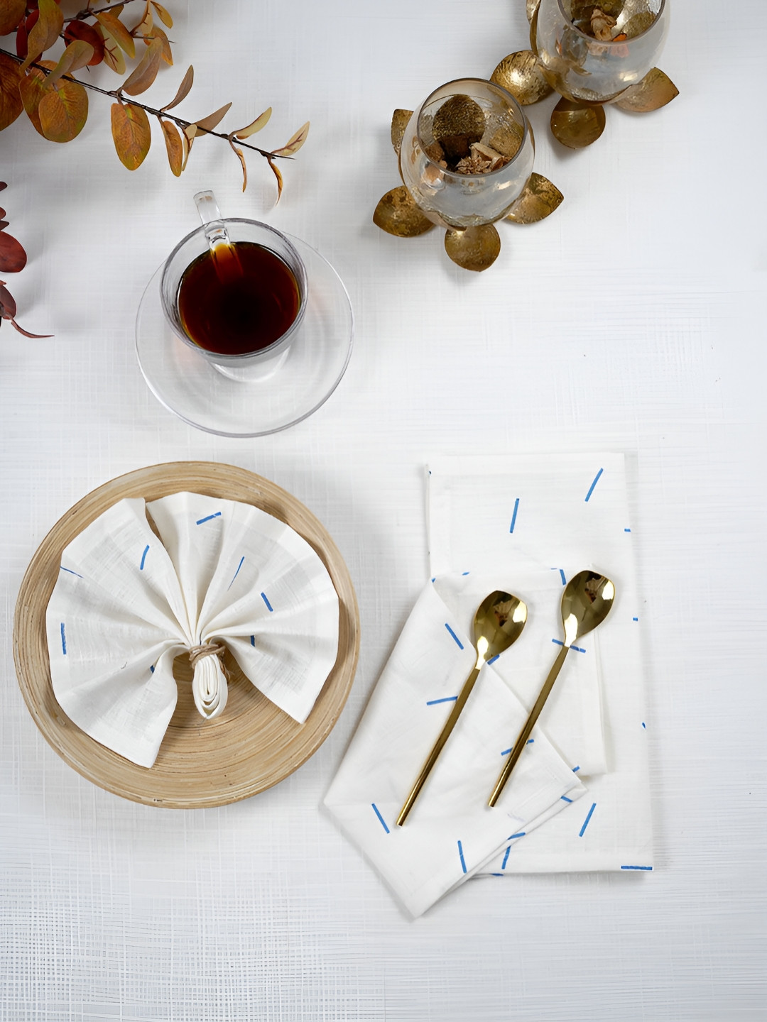 Ratan Cart White & Blue 4 Pieces Abstract Printed Linen Table Napkins