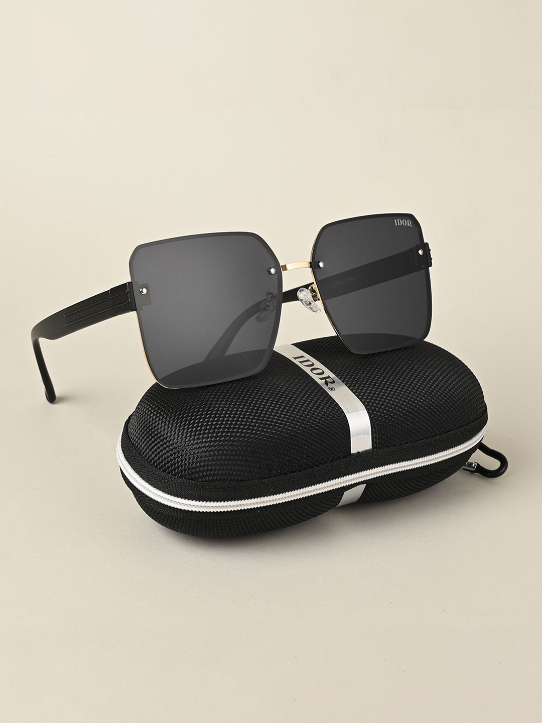 IDOR Unisex Square Sunglasses with Polarised and UV Protected Lens IDOR-3120-C1