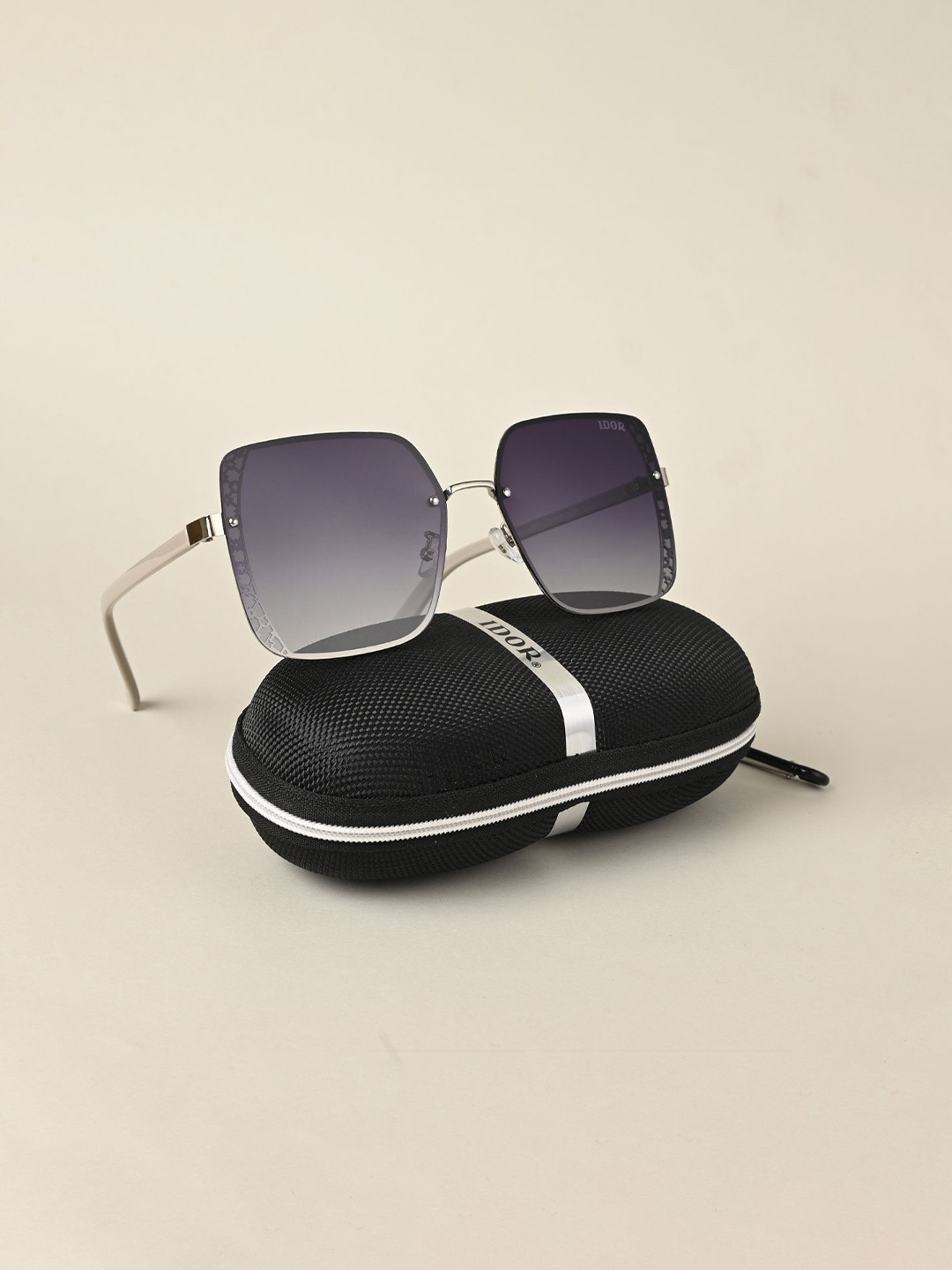 IDOR Unisex Square Sunglasses with Polarised and UV Protected Lens IDOR-3075-GRY