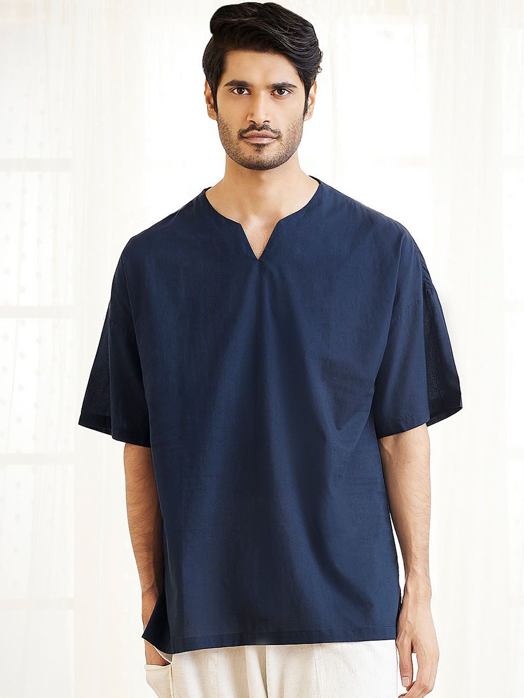 VASTRAMAY Notch Neck Short Sleeves Cotton Straight Short Kurta