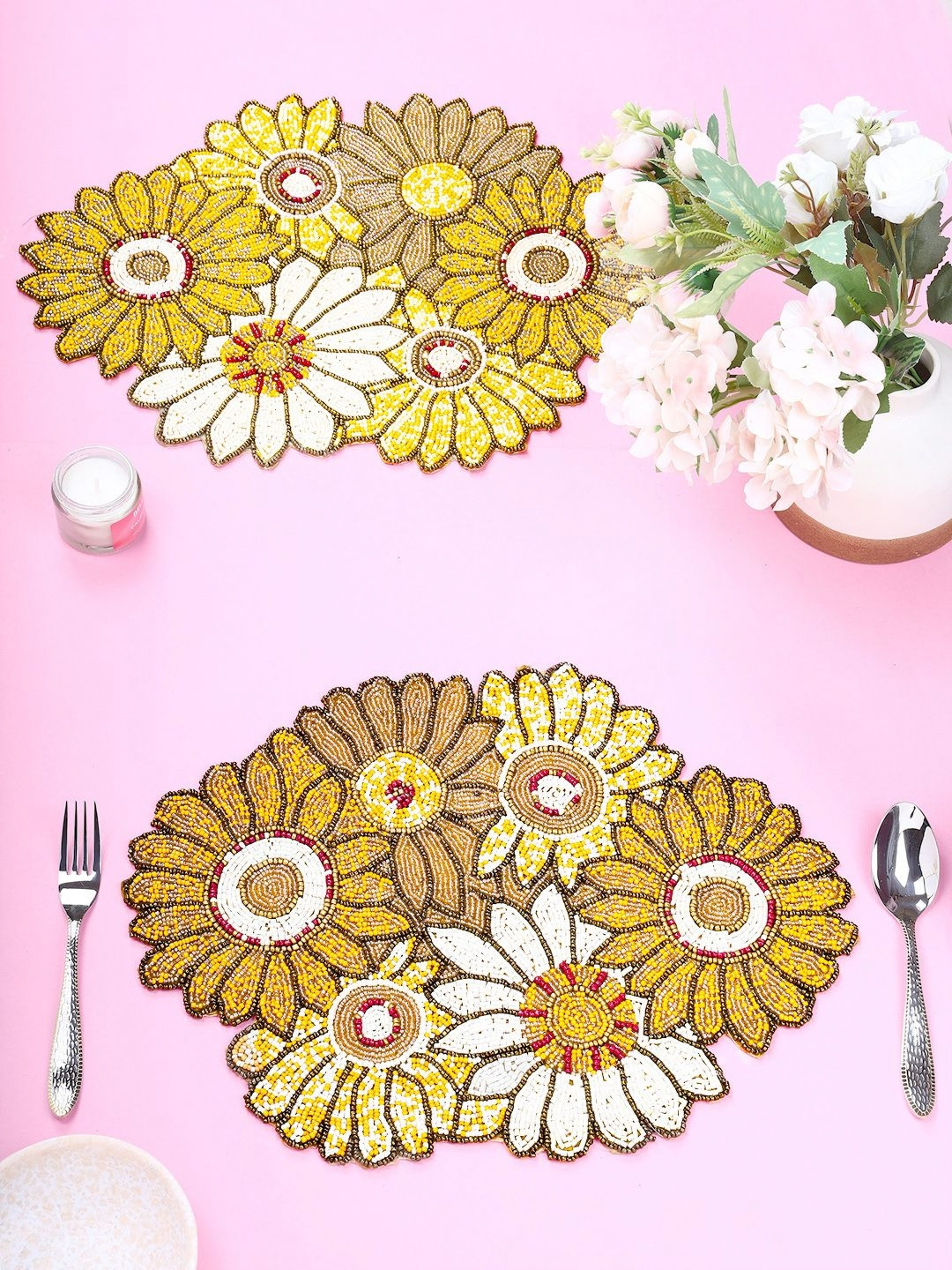 YWULY -2 Pcs Cream-Coloured & Brown Beaded Floral Table Placemats