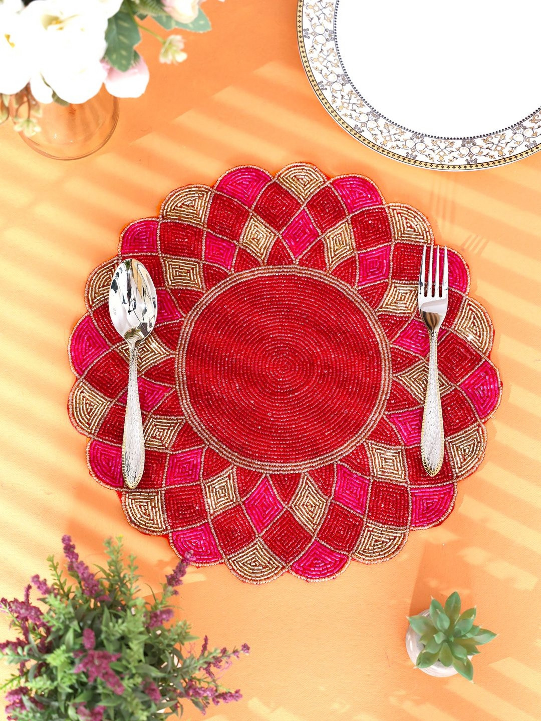 YWULY Red & Pink Beaded Table Placemats