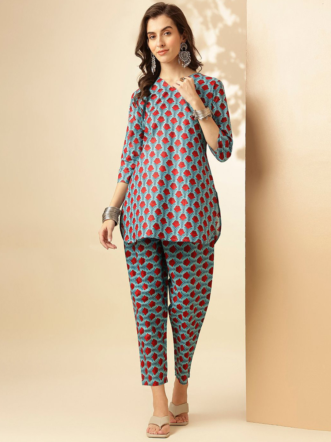 Saanjh Blue & Red Printed V-Neck Tunic With Trouser